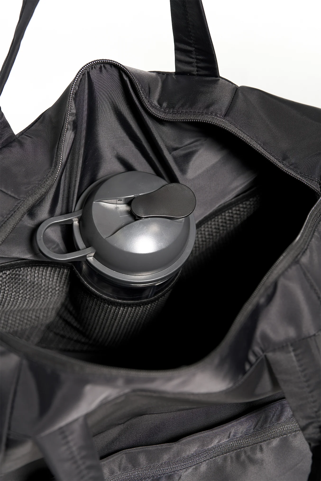 Multi use Gym Bag - Black - Image 5